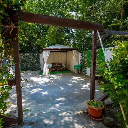 Gæstehus Casa Meyra *
