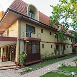 Casa Meyra