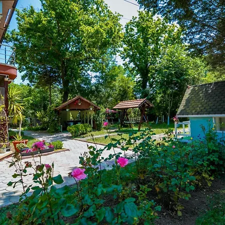Casa Meyra *