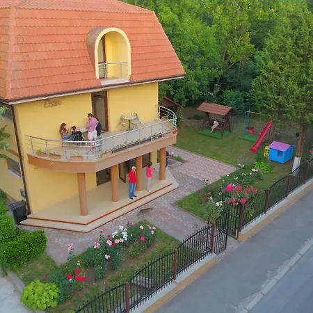Pensiune Casa Meyra *