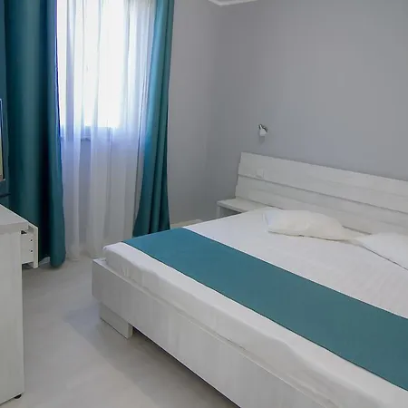 Casa Meyra